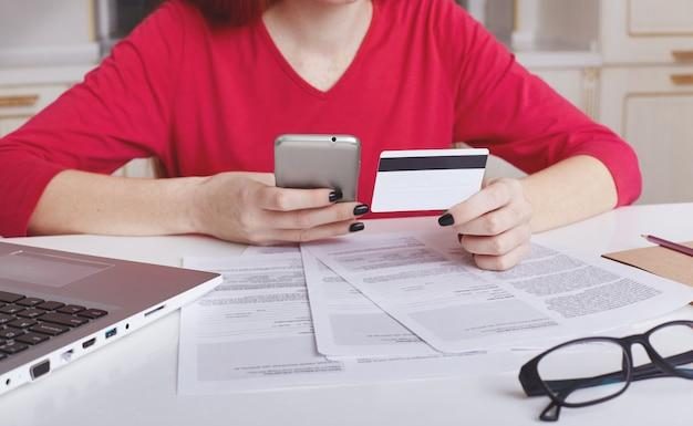 4 Benefits of Modern Checking Accounts